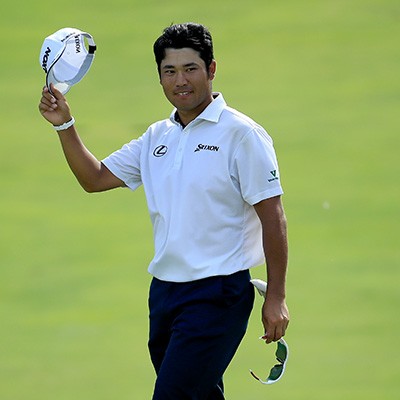 松山英樹が7アンダー首位タイ発進! タイガー・ウッズは47位