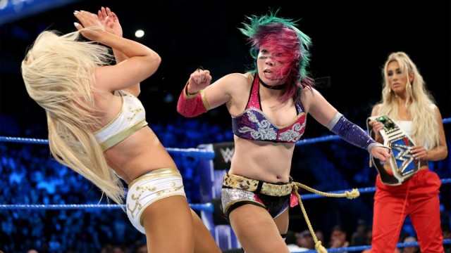 【WWE】アスカ、ハンディ戦制するも王者カーメラに屈辱!