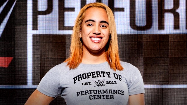 【WWE】ザ・ロックことドゥエイン・ジョンソンの娘がWWEパフォーマンスセンターでトレーニングを開始