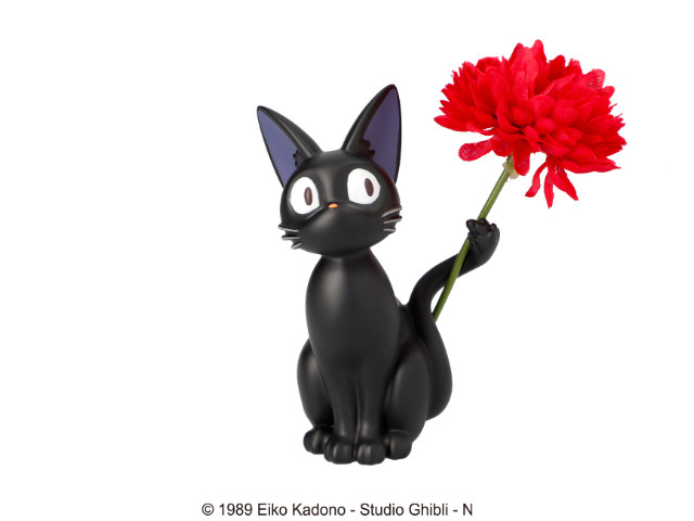 黒猫ジジのしっぽにお花を飾れるニャ 一輪挿しなど母の日ギフトにぴったりな猫グッズが登場 Cat Press スタジオジブリ作品のキャラクターグッズを ｄメニューニュース Nttドコモ