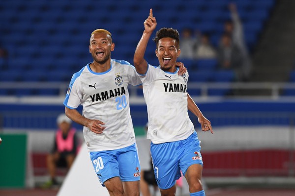 就任5年目。ジュビロ・名波浩監督は強気に「神様にあらがっていく」