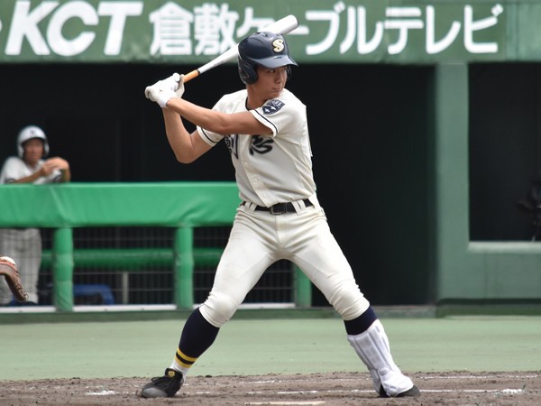 最速148キロ、県大会2本塁打。創志学園のマルチプレーヤーは根尾昂級