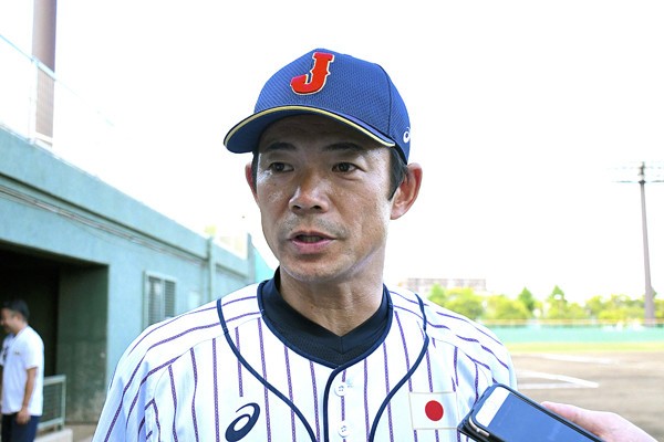 U−12仁志監督が伝える木内イズム。「サインに縛られず考えるクセを」