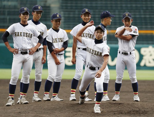 1回戦負けの常連から甲子園出場へ。白山高校は「数」で常識を覆す