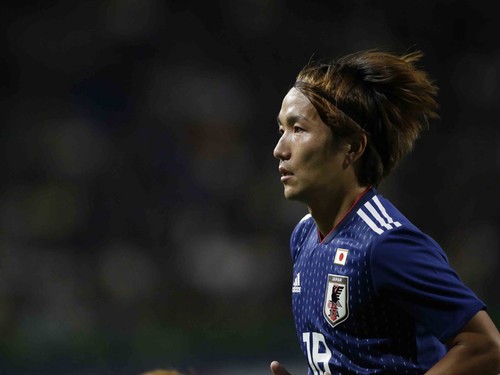 中村俊輔の後継者が代表デビュー。天野純は「爪痕」を残せたのか