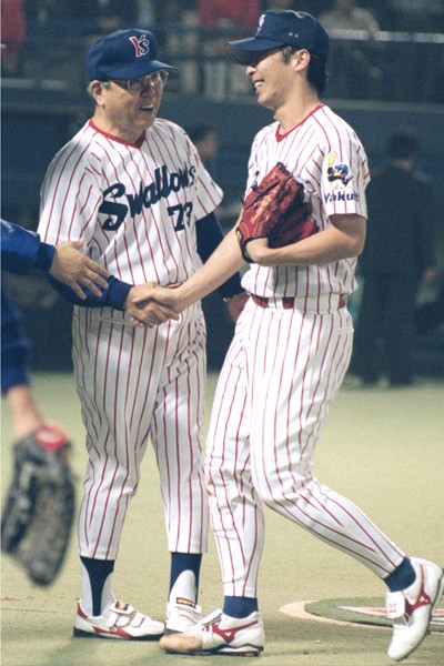 野村克也の選手起用に名参謀もビックリ。「高津臣吾を抑えにしよう」
