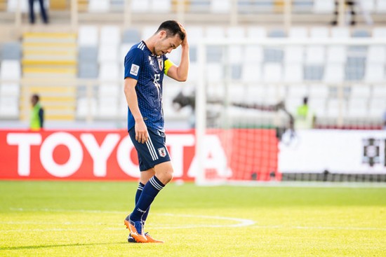 看過できない点がある。森保Jのアジア杯初戦は、まれに見る酷い試合