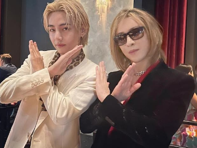 YOSHIKIとBTS・Vの豪華2Sが話題に✨お馴染みのXポーズも披露