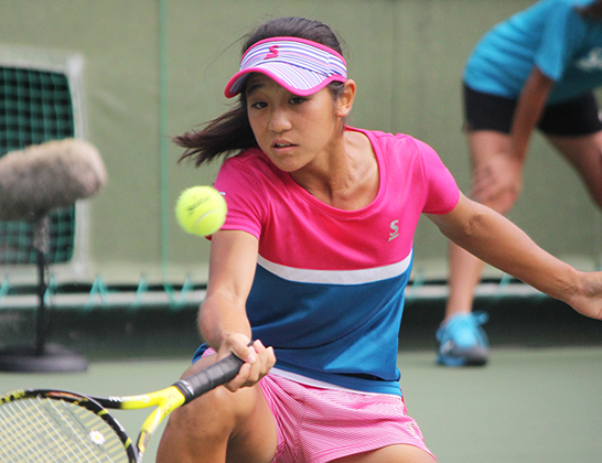 全日本jr 光崎楓奈がu16優勝 Tennis365 Net 優勝を果たした光崎楓奈 画像提供 Tennis365 ｄメニューニュース Nttドコモ