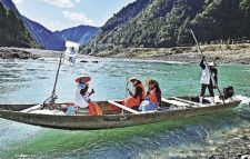 「川の世界遺産」熊野川で川舟下り　今年の定期運航始まる、和歌山