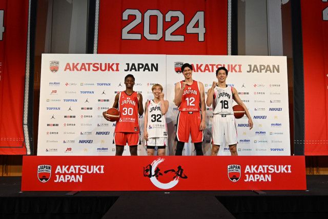 パリ五輪に向けて! バスケットボール日本代表の新ユニフォーム パリ五輪に向けて! バスケットボール日本代表の新ユニフォーム
