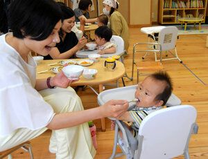 「子ども食堂」ならぬ「赤ちゃん食堂」　徳島のイベントで離乳食提供