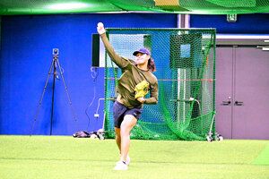 埼玉西武ライオンズの選手、菊池雄星投手監修の施設で自主トレ