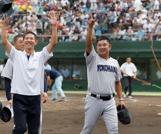 高校野球】最後は経験の差…横浜がタイブレークで4点差を逆転し東海