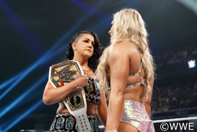 女磔刑 MITB覇者のティファニーがWWE女子王者のベイリーと舌戦！＃DIYがタッグ王座初防衛！新生ブラットラインがコーディを磔刑 に処す！（バトル・ニュース）｜ｄメニューニュース（NTTドコモ）