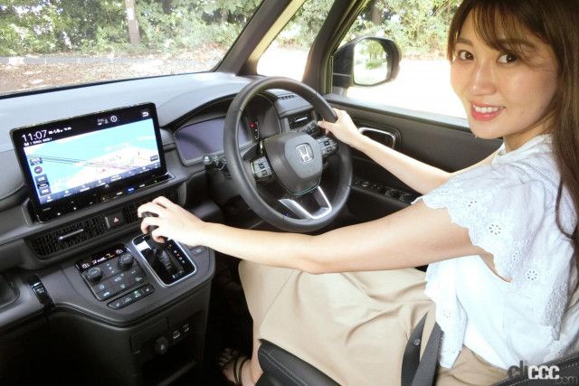 誰もやらなかった新型ステップワゴンの運転席から見えるものと操作系を徹底紹介【新車リアル試乗 9-8 ホンダステップワゴン  ユーティリティ編・運転席まわり 前編】（自動車ニュース