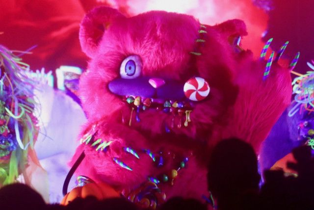 【新品タグ付】ハミクマパンク ぬいぐるみ　ハミクマ　USJ ユニバ　ハロウィーン USJ ハロウィン2025 ハミクマ ハミクマパンク ぬいぐるみ S
