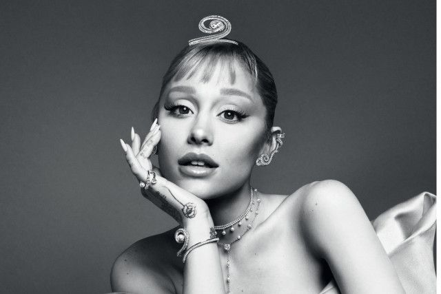 スワロフスキー×アリアナ・グランデの限定ジュエリー、“音符や