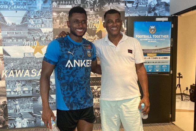 川崎フロンターレ ジェジエウ 川崎フロンターレ ジェジエウ選手