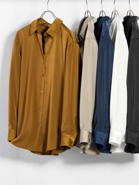 メルカリ 様服をどこで買うか 20代 ユニクロ