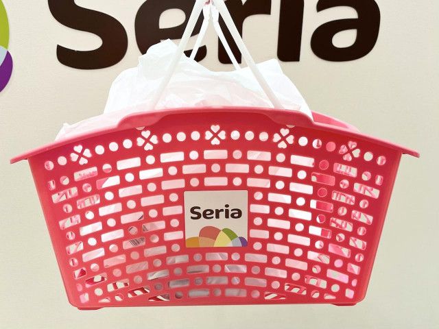 セリア　ユニコーン　ポーチ　新品未使用　ですが角部分に微かな汚れ ポーチ汚れてきた、、」→【セリア】へ！ デザインおしゃれ