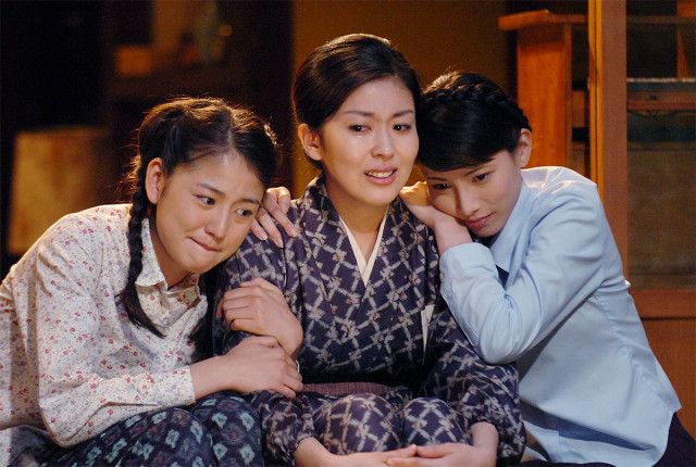 松たか子、長澤まさみらが原爆投下時の一家族を演じた、「ドラマ特別企画 広島・昭和20年8月6日」（HOMINIS）｜ｄメニューニュース（NTTドコモ）