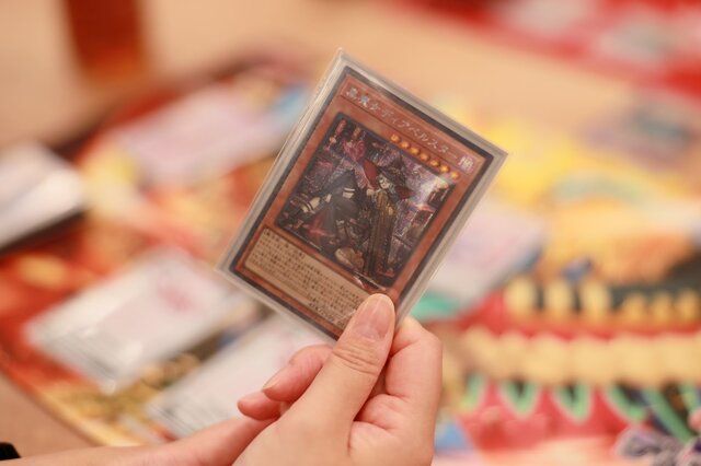 遊戯王 半引退品 デッキパーツと汎用 （遊戯王』コンボデッキの