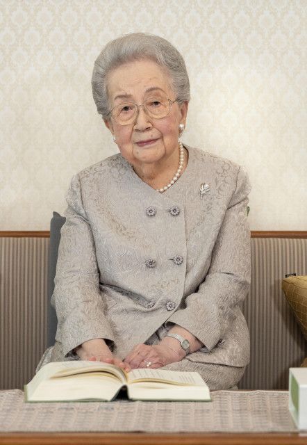 三笠宮妃百合子さま、100歳に　現在の皇室で最高齢