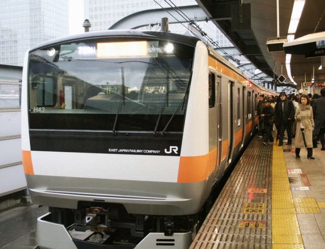 JR中央線で人身事故　東京―高尾間で一時見合わせ