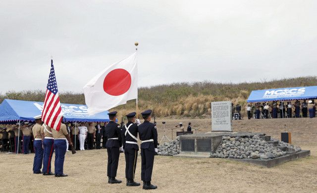 硫黄島で日米合同慰霊式　遺族「悲惨な戦い繰り返さぬ」