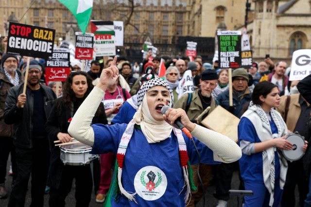 英大学でもガザ反戦集会　パレスチナに連帯