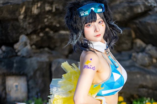 コスプレ】『ブルアカ』ヒビキのチアリーダー水着衣装がかわい過ぎ！「白い素肌がまぶしい！」（マグミクス）｜ｄメニューニュース（NTTドコモ）