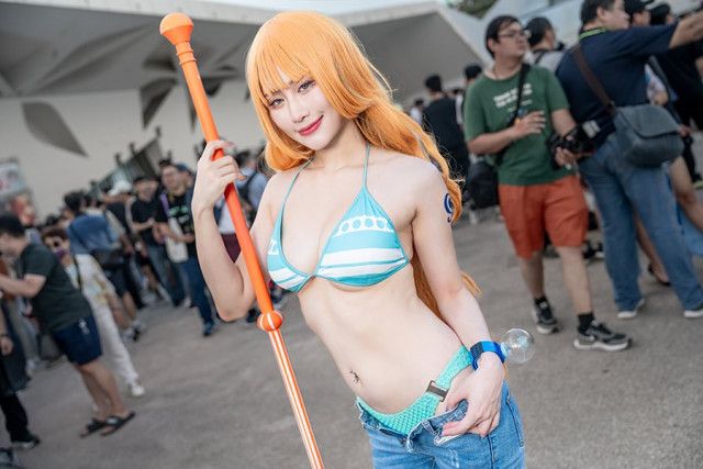 コスプレ】『ワンピース』ナミの異次元ボディをリアルに再現！「クビレが凄すぎる」（マグミクス）｜ｄメニューニュース（NTTドコモ）