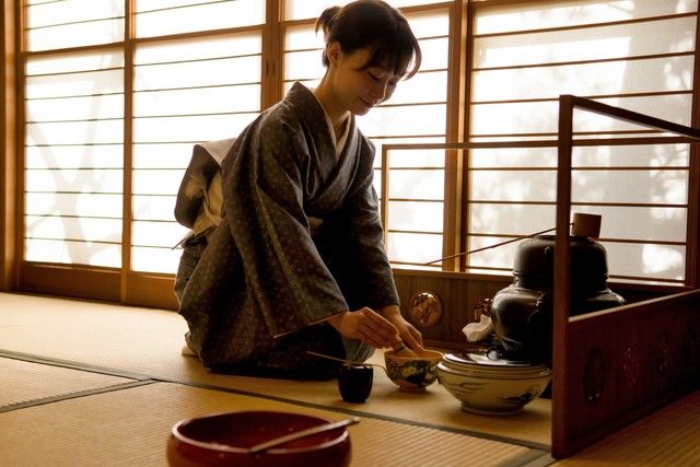 「書道」「茶道」「和菓子作り」…海外旅行者におすすめしたい日本文化体験ランキング