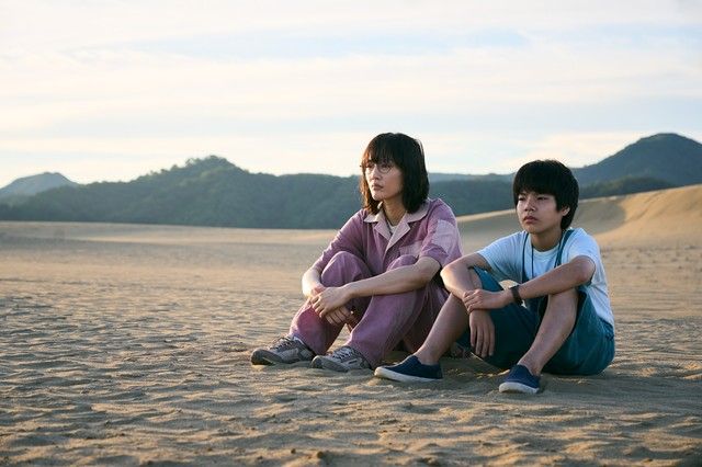 綾瀬はるか主演、「こちらあみ子」で大注目の監督の2作目  詩集を映画化した“不思議”なロードムービーとは？（まいどなニュース）｜ｄメニューニュース（NTTドコモ）