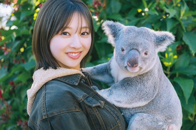 希少 黒入荷！ 日向坂46富田鈴花、念願叶った2ショット解禁 発売記念YouTube生 アイドル