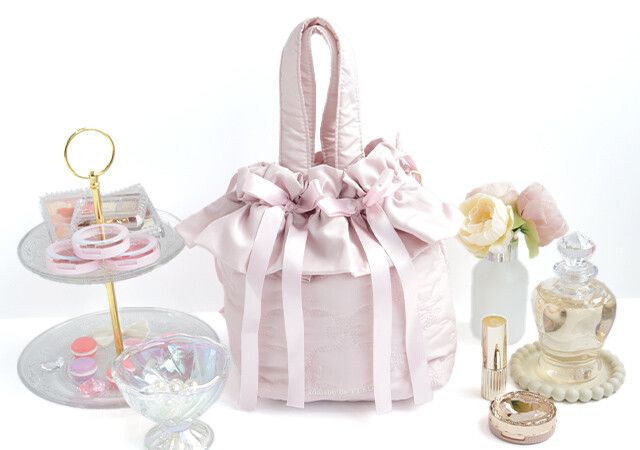キレイ美品✨本物ロベルトカヴァリ✨マメール購入♡可愛いオシャレ♥️ダウン MONN.:. (モン)】サークルバックルベルト | RIVE DROITE