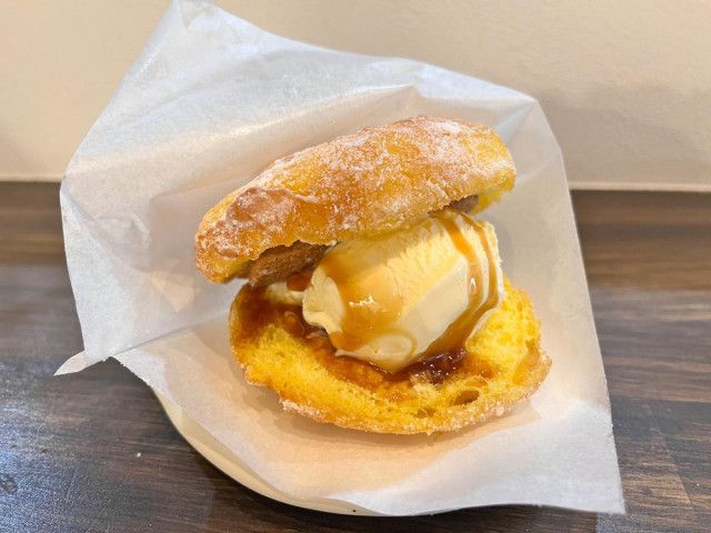 若江岩田のドーナツ＆クレープ店が夏季限定ドーナツアイス販売