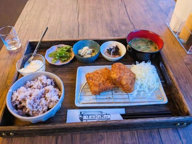 鳥取経済新聞・上半期PV1位は「揚げ物と副菜の店 ライブラリー」