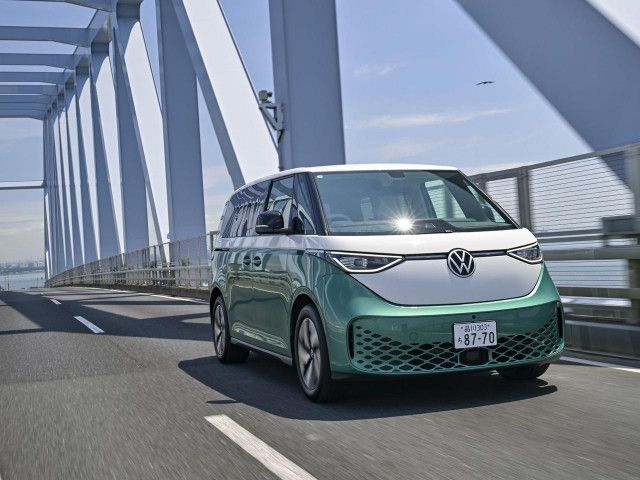 フォルクスワーゲン ID.Buzz が日本デビュー。伝説の「タイプ2