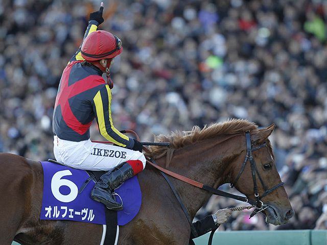 オルフェーヴル8馬身差ラストランから10年 衝撃の有馬記念を振り返る