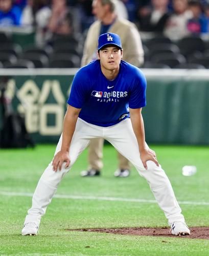 ドジャース大谷翔平がグラウンドに登場 待ちわびていたスタンドからは大歓声が（日刊スポーツ）｜ｄメニューニュース（NTTドコモ）