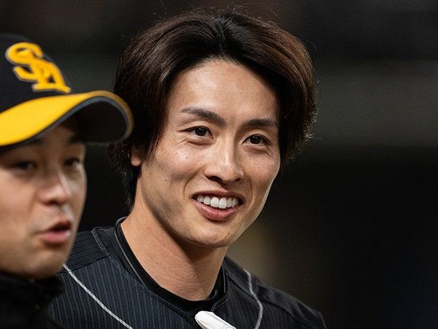 “俊足・大谷翔平すら追い抜きそう”WBC神走塁から1年…周東佑京28歳が「代走要員から打率3割リードオフマン」至難の道を歩み始めている