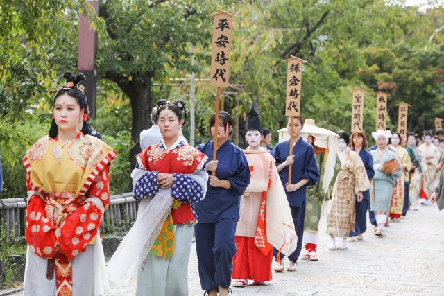 古墳時代〜現代まで！美しい日本髪を当時の衣装とともに堪能