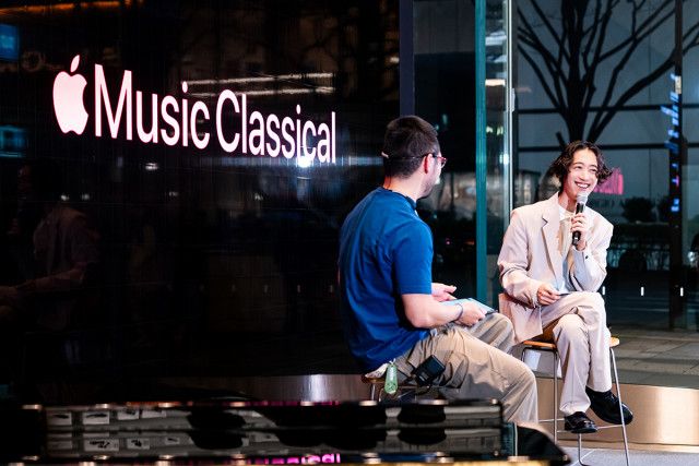 ピアニスト“かてぃん”角野隼斗が「Apple Music Classical」アプリの魅力を語る。生演奏も披露
