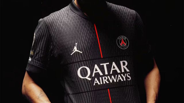 PSG ジョーダン　コラボユニフォーム　新品タグ付き 日本代表みたい？PSGがジョーダンとの新作コラボユニフォームを発表