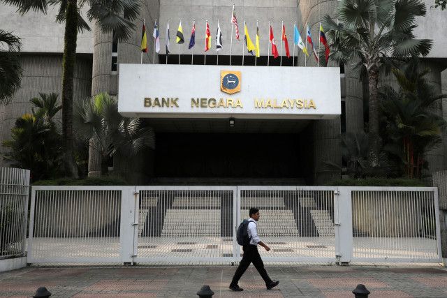 マレーシア中銀、金利据え置き　インフレリスクや通貨安を警戒