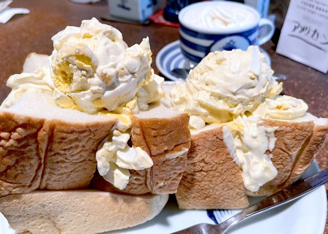 東銀座の名物喫茶『アメリカン』でモーニング。厚すぎるパンと溢れるタマゴはマスターのありあまる愛のしるし