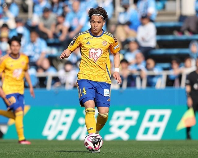 勝てばJ１昇格が決まる仙台戦、横浜FCがいきなり失点。相良竜之介にスーパーゴールをぶち込まれる（SOCCER DIGEST  Web）｜ｄメニューニュース（NTTドコモ）