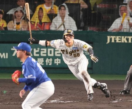 阪神・前川　2打席連続の適時二塁打で8点快勝呼んだ!課題の左腕からも初長打「あの打席は良かった」